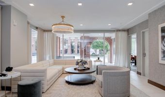 625 SLATERS Ln 201, Alexandria, VA 22314
