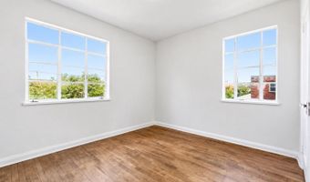 121 33RD St NE, Washington, DC 20019