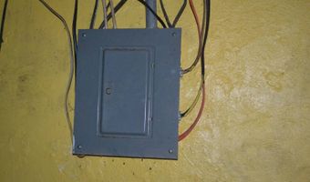 28 N. Third St, Albion, IL 62806