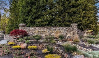 18 Emmons Canyon Ct, Alamo, CA 94507