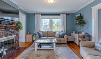 135 Russett Rd 2, Boston, MA 02132