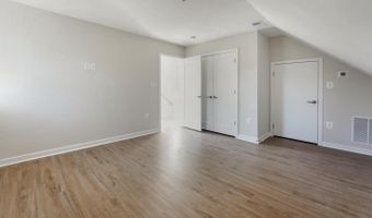945 SYCAMORE Dr SE, Washington, DC 20032