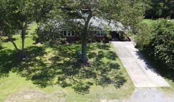 2012 Yelton Dr, Camden, SC 29020