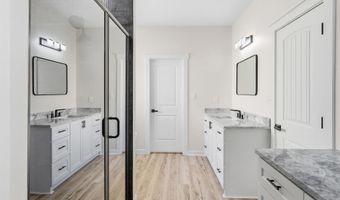 504 Madeleine, Austin, AR 72007