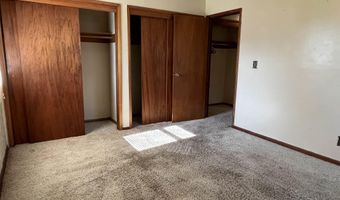 904 D Ave E, Albia, IA 52531