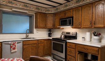 5030 BROAD Ave, Altoona, PA 16601