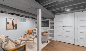 1022 W Liberty St, Ann Arbor, MI 48103