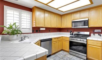 20083 Rimrock Rd, Apple Valley, CA 92307