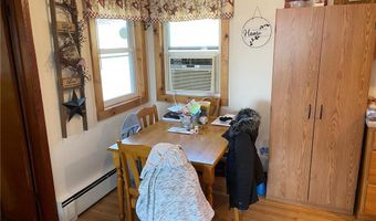 S1562 State Road 35, Alma, WI 54610