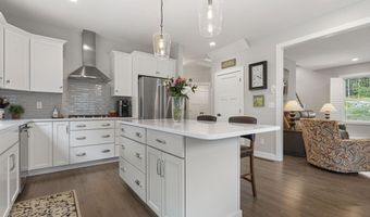 126 Harvard Ave, Auburn, NH 03032
