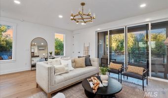 3255 W Moore St, Boise, ID 83702