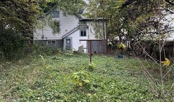 609 R St, Atchison, KS 66002