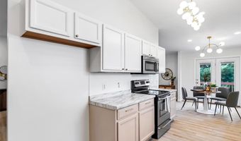 355 Oak Ridge Pkwy, Arnold, MO 63010