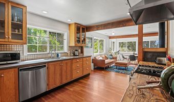 3875 Albion Little River Rd, Albion, CA 95410