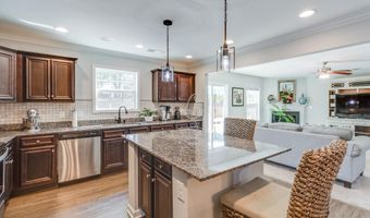 7 Lydford Ln, Camden, SC 29020