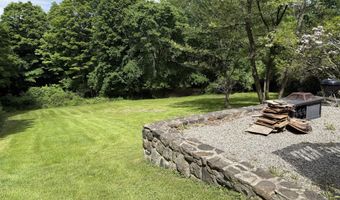 159 Clapboard Ridge Rd, Danbury, CT 06811
