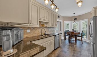 28 Golden Eagle Dr, Adairsville, GA 30103