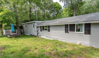 76 Long Meadow Dr, Glocester, RI 02814