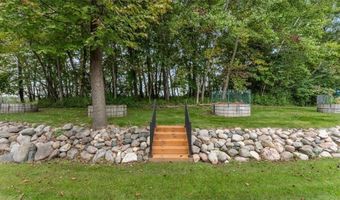 820 N Mckay Ave NE, Alexandria, MN 56308