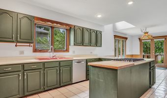 22806 W Loon Lake Blvd, Antioch, IL 60002