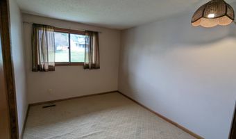 904 Guthrie St, Adair, IA 50002