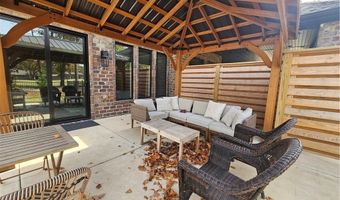 97 Perth Dr A, Bella Vista, AR 72715
