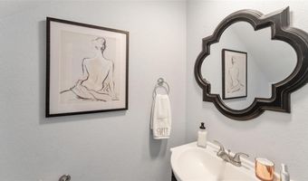 3903 SW Peachwood Dr, Bentonville, AR 72713