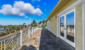 1107 Las Flores Dr, Carlsbad, CA 92008