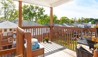 153 Cherry Hill Dr 2B, Bridgeport, CT 06606