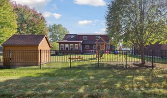 1510 Luce Ct, Alma, MI 48801