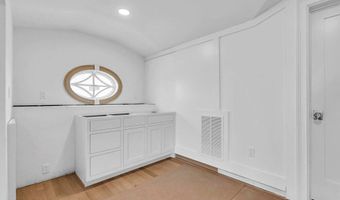 102 2nd Ave 5, Belmar, NJ 07719