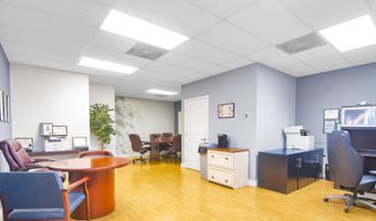 2771 Vista Pkwy 8, West Palm Beach, FL 33411