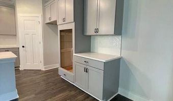 149 Silvercrest Dr, Acworth, GA 30101
