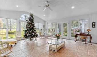 106 Jessamine St, Andrews, SC 29510