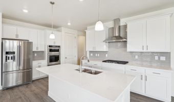 1847 Chaffee Crest Dr, Berthoud, CO 80513