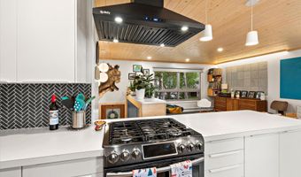 3318 W 64th Ave, Anchorage, AK 99502