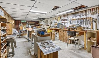 12 Lampercock Ln, Lincoln, RI 02865