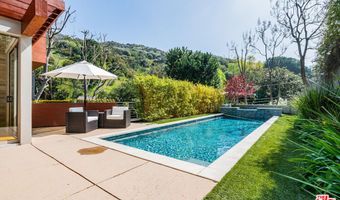 3625 Mandeville Canyon Rd, Los Angeles, CA 90049