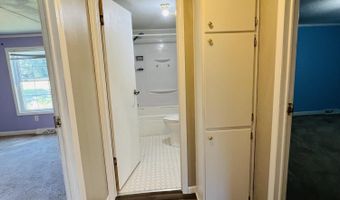 629 Old Snow Hill Rd, Ayden, NC 28513