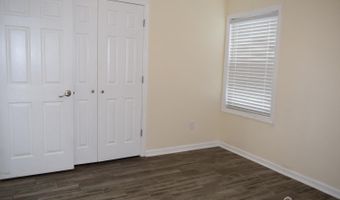 424 Remsen Ave, Avenel, NJ 07001