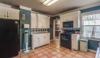 1250 Old Spanish Trail Trl, Bay St. Louis, MS 39520