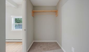 9 Holt St, Amityville, NY 11701