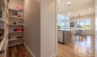 44 Sugar Bars Dr, Cody, WY 82414