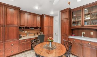 3903 HEATHER Dr, Greenville, DE 19807