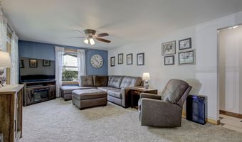 2320 S GREENVIEW St, Appleton, WI 54915