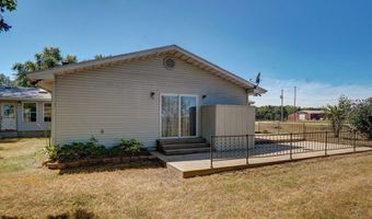 6896 N Farm Rd 1, Ash Grove, MO 65604