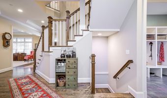 7505 MARBURY Rd, Bethesda, MD 20817
