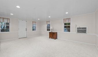 415 Pine St, Camden, SC 29020
