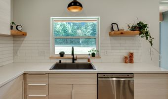 192 STUART FIELD Ln, Ariel, WA 98603