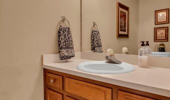816 Partridge Dr, Albany, GA 31707